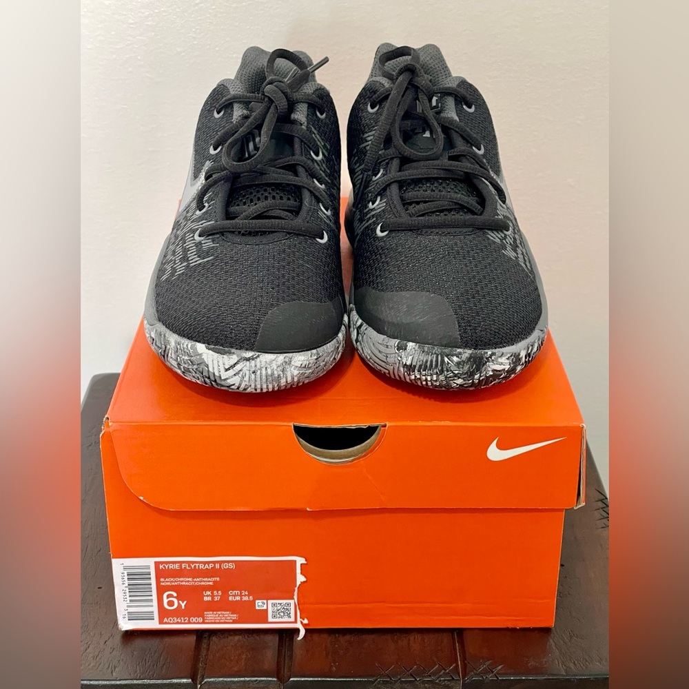 Nike Kylie Flytrap II (GS)